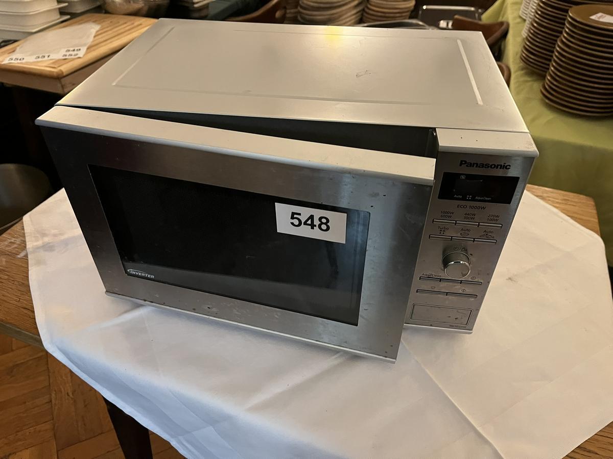 Panasonic ECO 1000W Mikrowelle