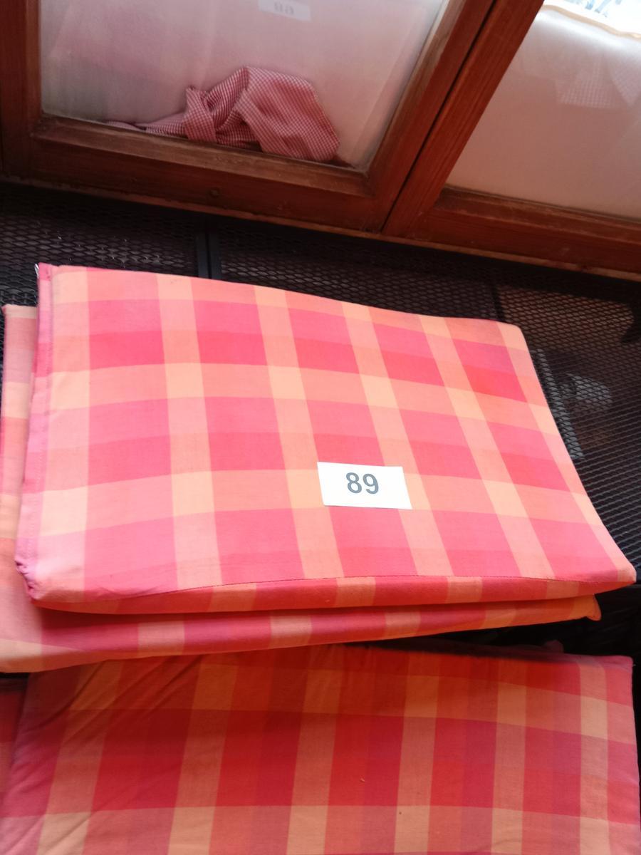 4 St&uuml;ck Sitzp&ouml;lster  27/44 cm 2 x , 2 x 50/50 cm?d=2026-01-28 15:48:46