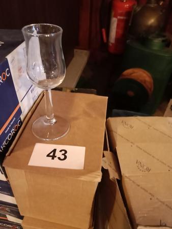 48 Stück Schnapsgläser 48 Stück Schnapsgläser