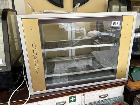 Bartscher Verkaufsvitrine gekühlt steckerfertig Bartscher Verkaufsvitrine gekühlt steckerfertig