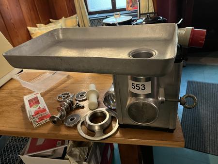 Fleischwolf mit umfangreichen Zubehör Fleischwolf mit umfangreichen Zubehör