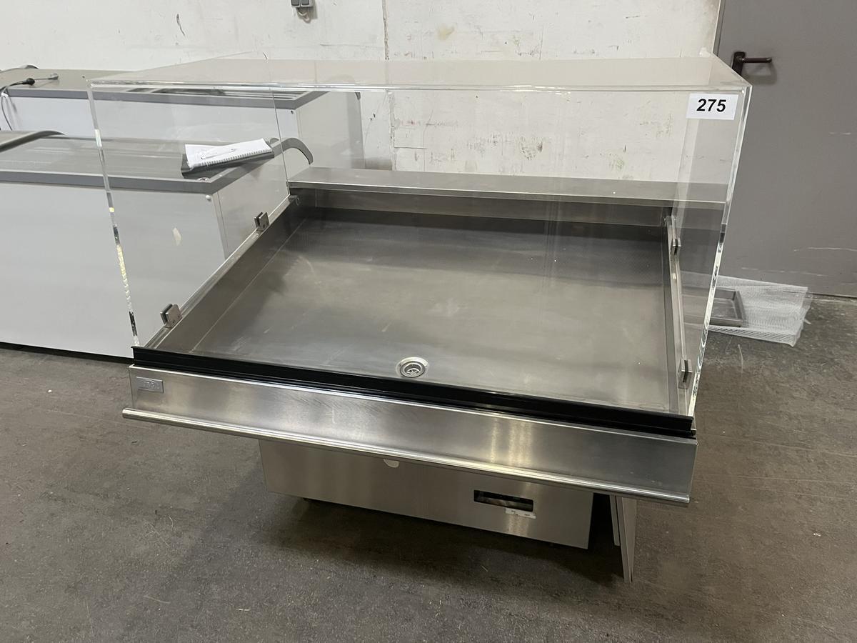 Verkaufsvitrine, steckerfertig, gek&uuml;hlt, cm 122x110x125cm?d=2026-01-29 00:14:54