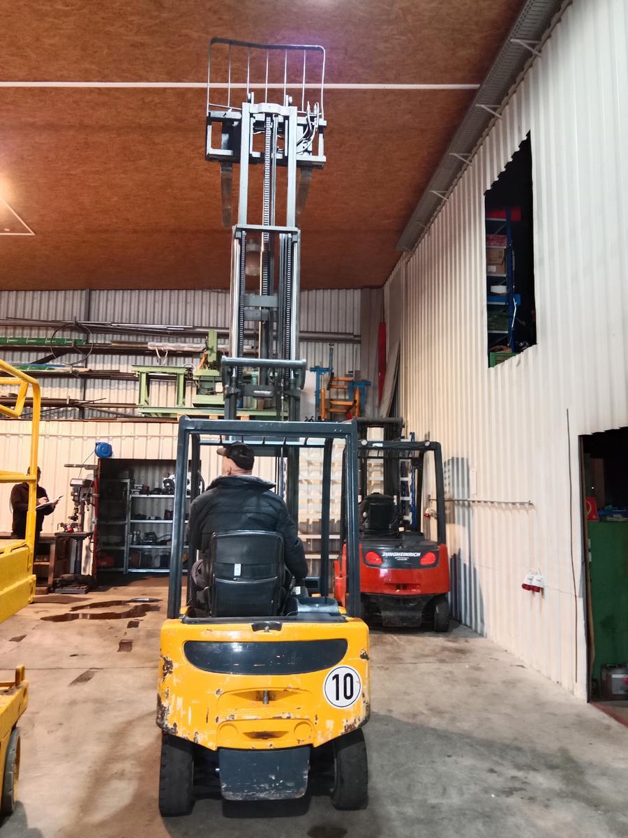 JUNGHEINRICH 4 Radstapler BJ 2003, 2000 kg