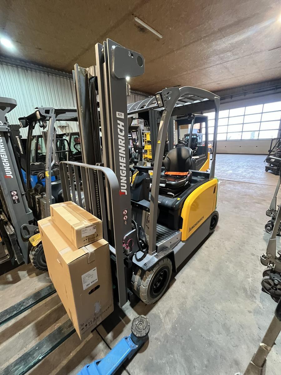 JUNGHEINRICH EFG BC 320 500 DZ, BJ 2024