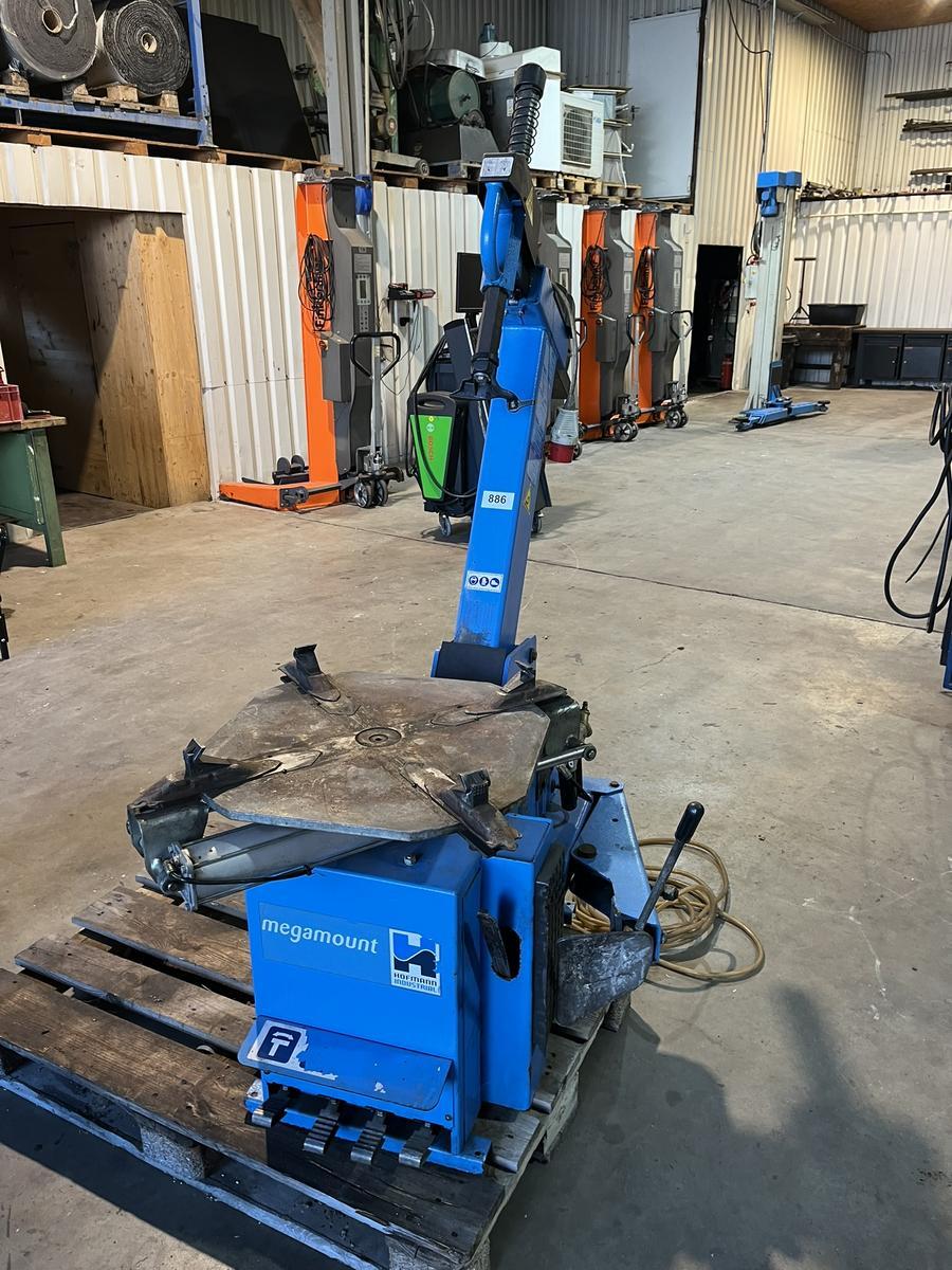 MEGAMOUNT Reifenmontiermaschine 0.6 KW?d=2026-01-29 19:24:55