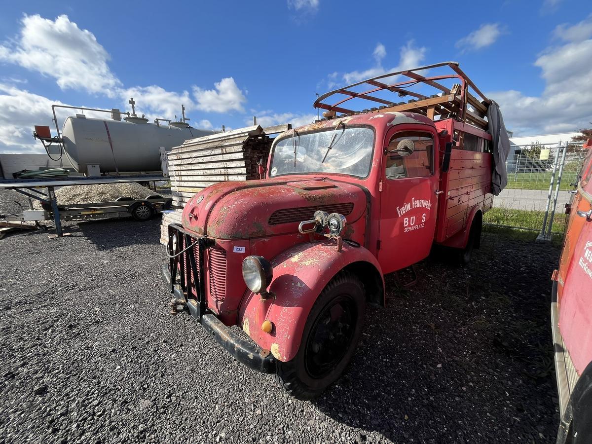 STEYR Feuerwehrfahrzeug 1500A V8 1941, Feuerwehr B&Uuml;RS, BJ 1941, Vergaser?d=2026-01-30 18:07:28