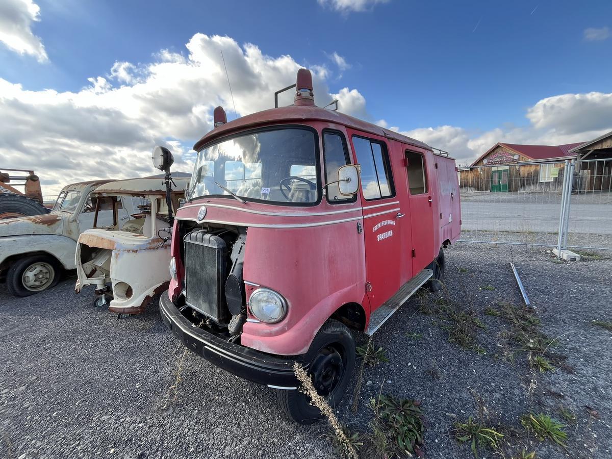 Mercedes Feuerwehrfahrzeug ( FF Sparbach ) Rosenbauer Aufbau, BJ 1966, Vergaser, 80 PS?d=2026-01-30 18:09:51