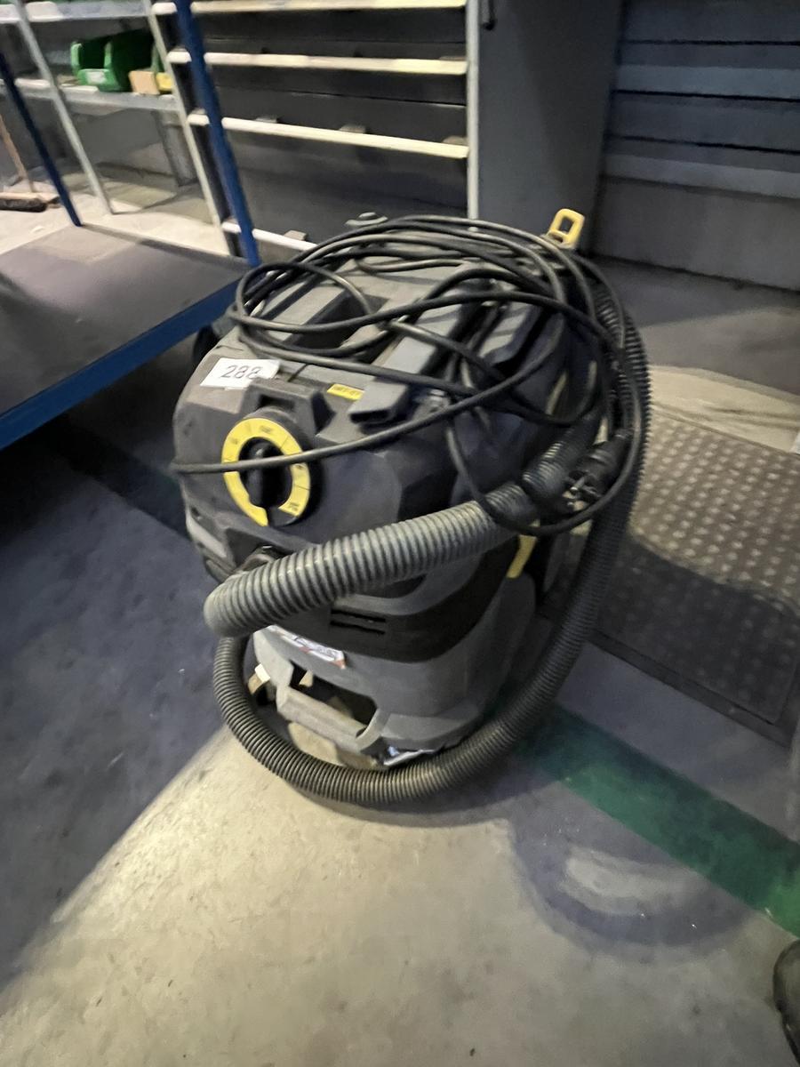 K&auml;rcher Industriestaubsauger NT 30/1 Baujahr 2020