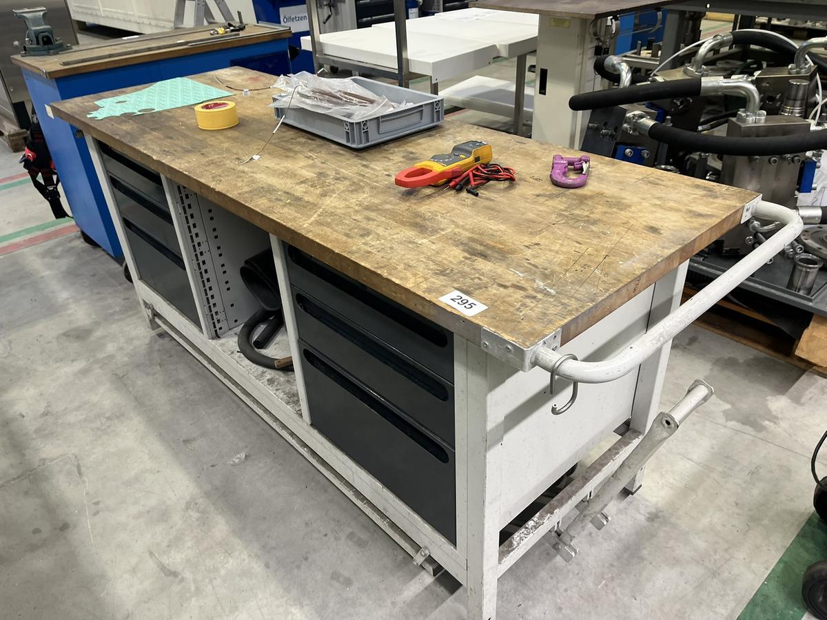 Werkbank mit Massivholzplatte 210/70 cm mit Schraubstock?d=2026-02-06 03:58:17