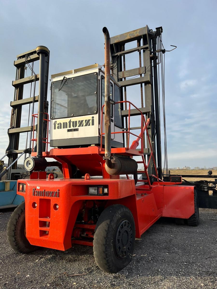 Fantuzzi Containerstapler FDC180S5