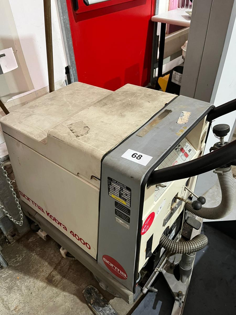 Schrubmaschine?d=2026-02-05 22:50:59