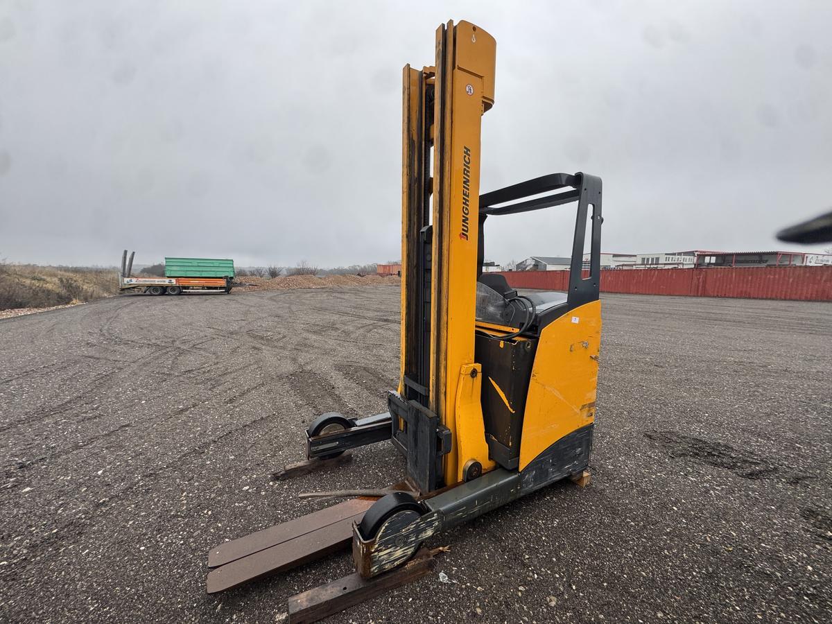 Jungheinrich Schubmaststapler?d=2026-02-05 22:50:58