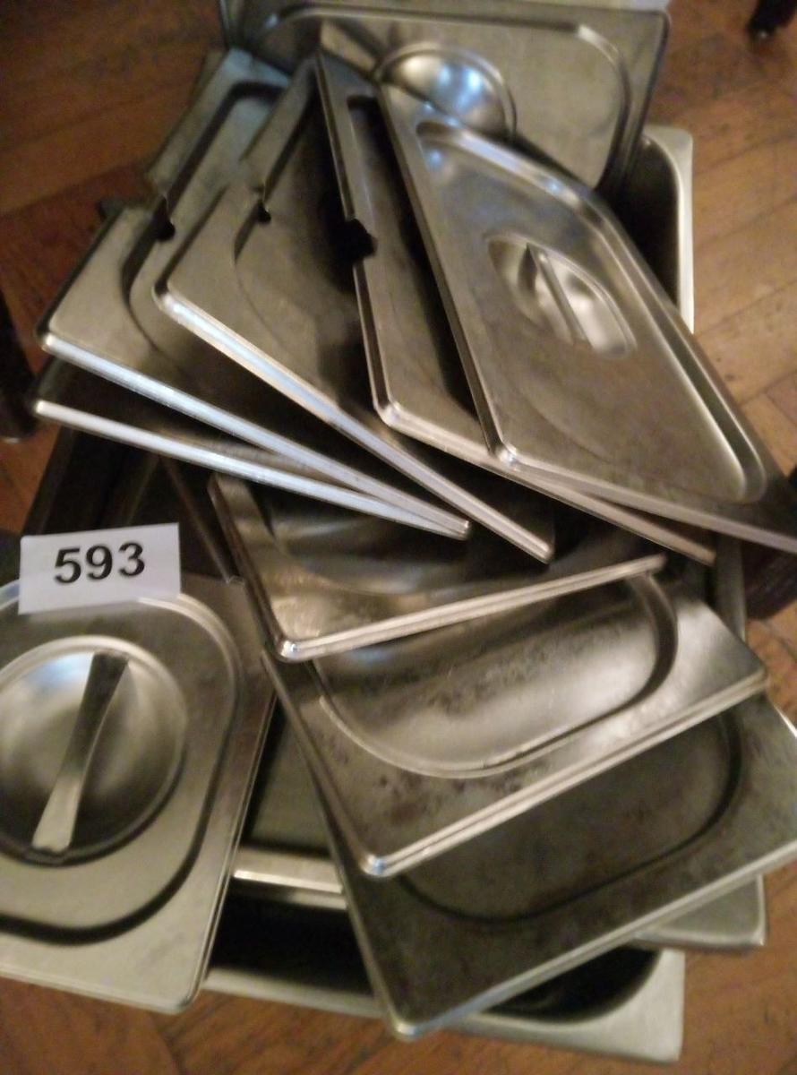 11 Stk. GN 1/1 Deckel?d=2026-02-06 00:32:07