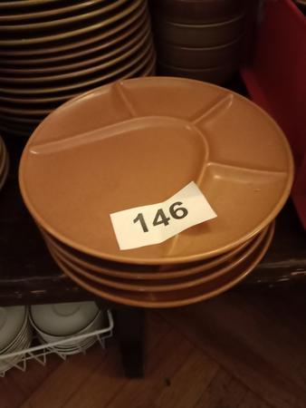 220 St�ck Mocca-Tassen mit Untersetzer