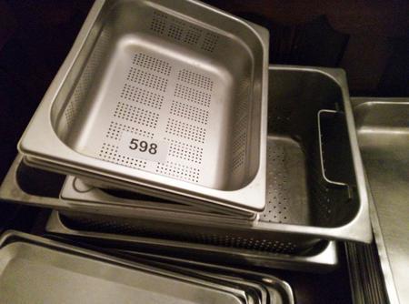 Gro�posten GN Beh�lter  Loch 1/2 , 1/1