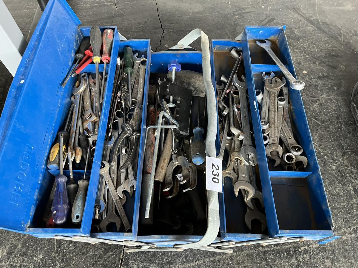 Gedore Werkzeugkiste bef&uuml;llt mit Handwerkzeug