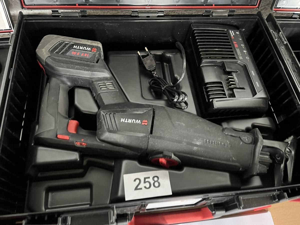 W&Uuml;RTH  Elektrofuchschwanz AFS 18 Compact 1 x Akku, 1 x Ladeger&auml;t