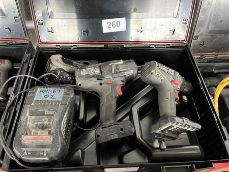 W�RTH Akkuset bestehend aus 1 Schlagschrauber, 1 E Schrauber, 1 x Akku und 1 Ladeger�t