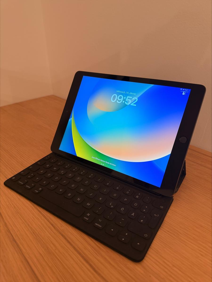 Apple iPad, Generation 8, 32 GB