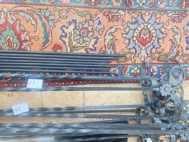 2 Handgeschmiedete Vorhangstangen 184