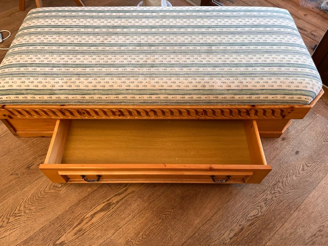 Tagesbett Zirbenholz mit Lade 80x175  h 45?d=2026-02-27 19:29:01