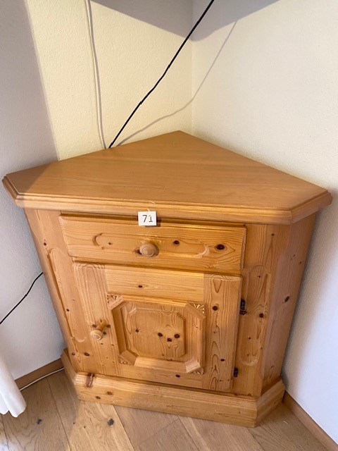 Vogelauer Eckkasten 58 x 58 84 hoch?d=2026-02-27 19:27:47