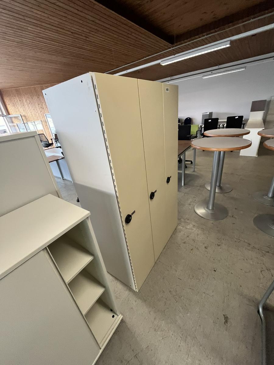 3-er Umkleidespind mit Zahlencode - Ausstellungsst&uuml;ck?d=2026-03-04 03:34:09