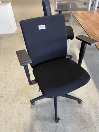 Bürodrehstuhl schwarz mit Armlehne, ergonomisch Type Office Bürodrehstuhl schwarz mit Armlehne, ergonomisch Type Office