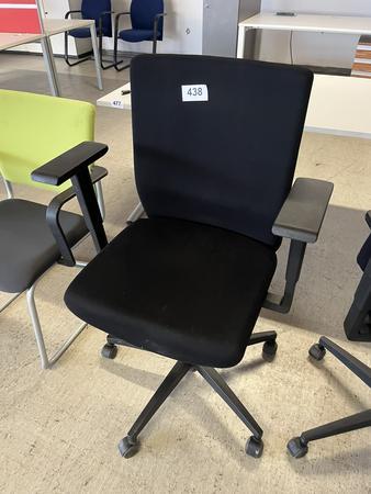 Bürodrehstuhl schwarz mit Armlehne, ergonomisch Type Office Bürodrehstuhl schwarz mit Armlehne, ergonomisch Type Office