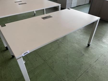 STEELCASE Schreibtisch weiß mit 160/80 cm STEELCASE Schreibtisch weiß mit 160/80 cm