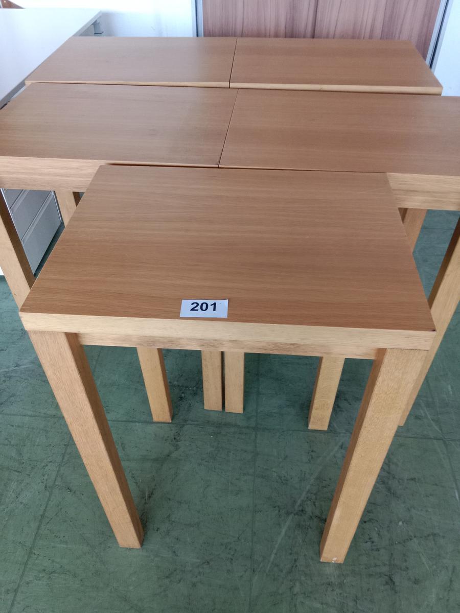 5 Stk. Stehtische je 45x60x90cm?d=2026-03-04 15:53:12