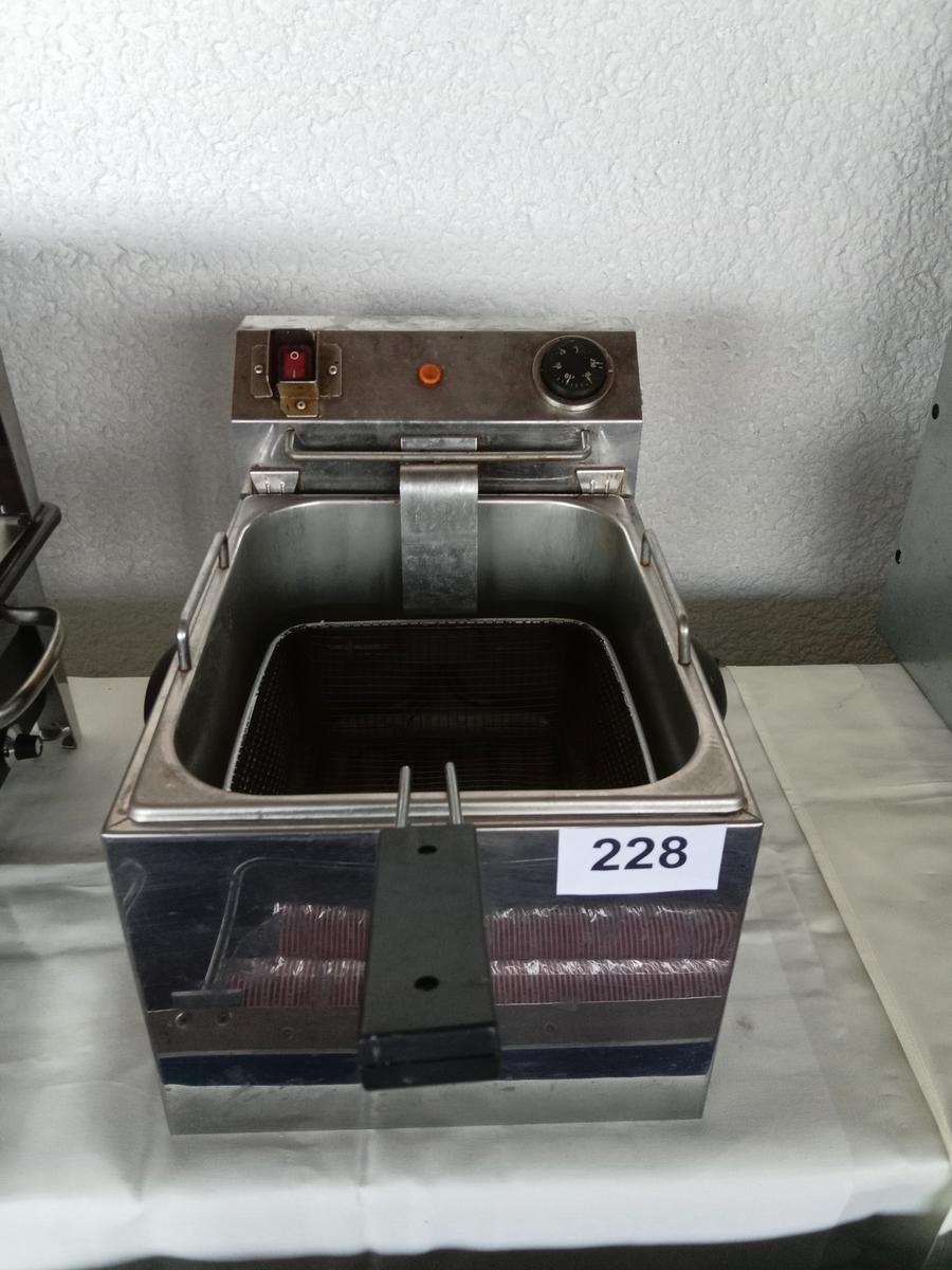 Tischfritter, Korbgr&ouml;&szlig;e 20x25x10cm?d=2026-03-04 15:53:06