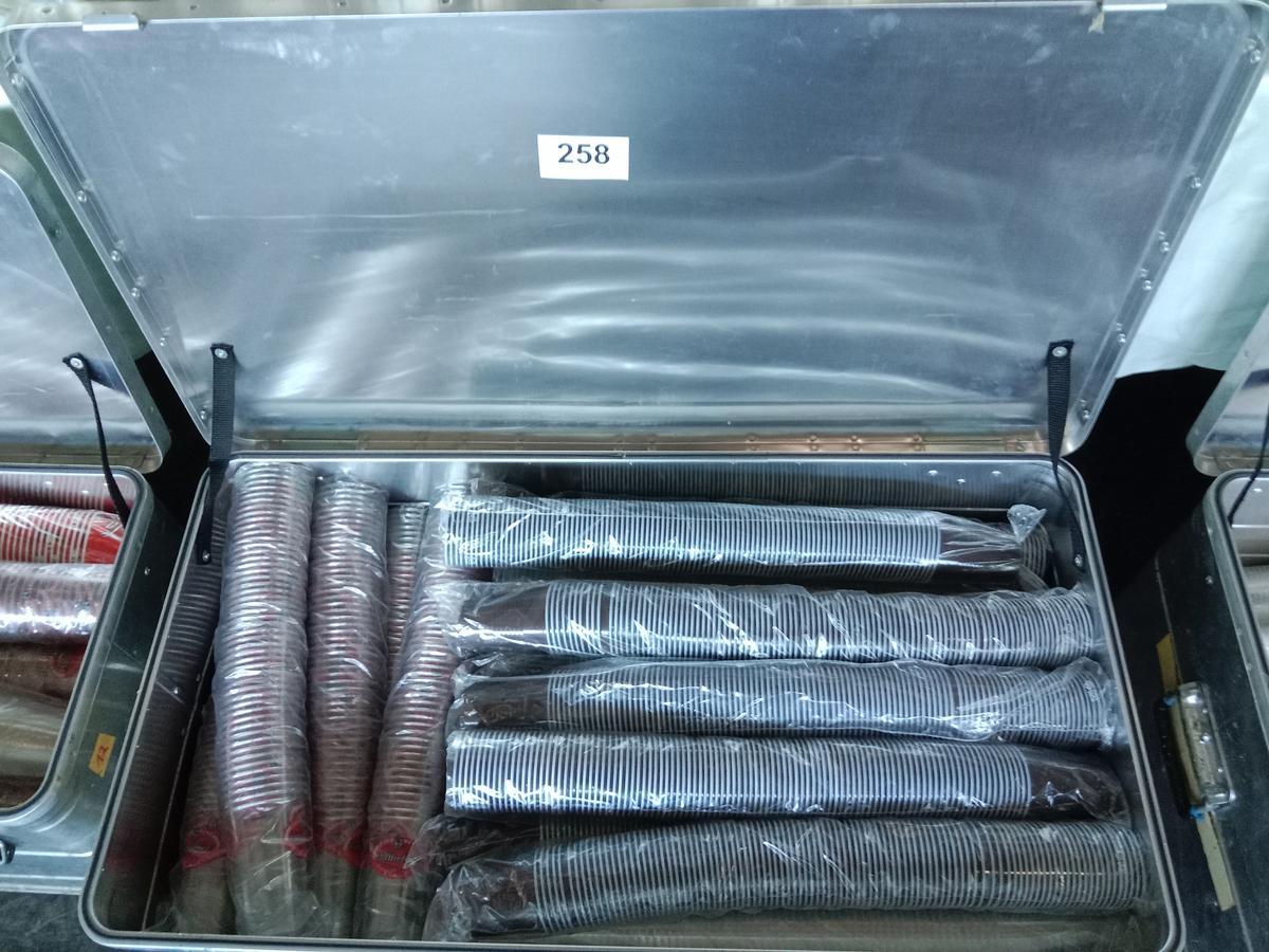 Posten Plastikbecher inkl. Alu Transportbox 90x45x40cm?d=2026-03-04 15:53:06