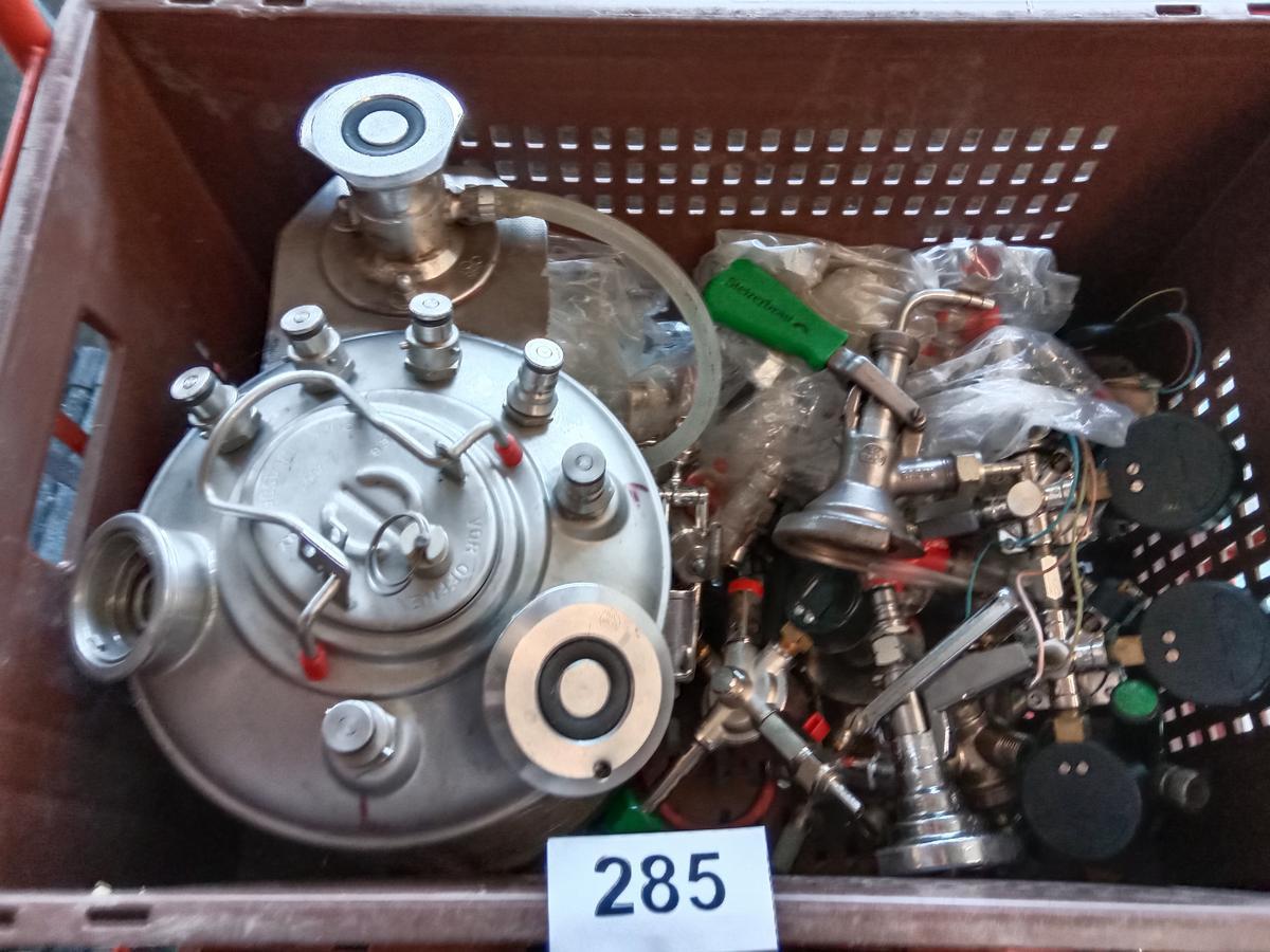 Posten Schankanlagenzubeh&ouml;r, Messuhren, Anschl&uuml;sse, usw.