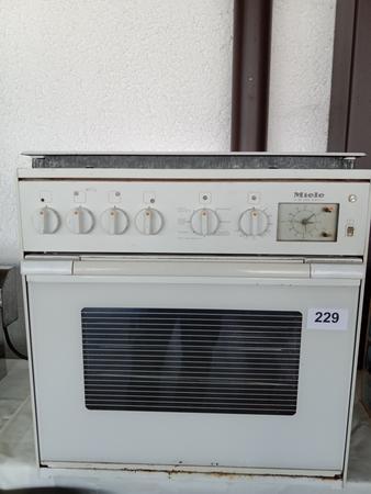 Miele DeLuxe H612 Backofen und Ceranplatte