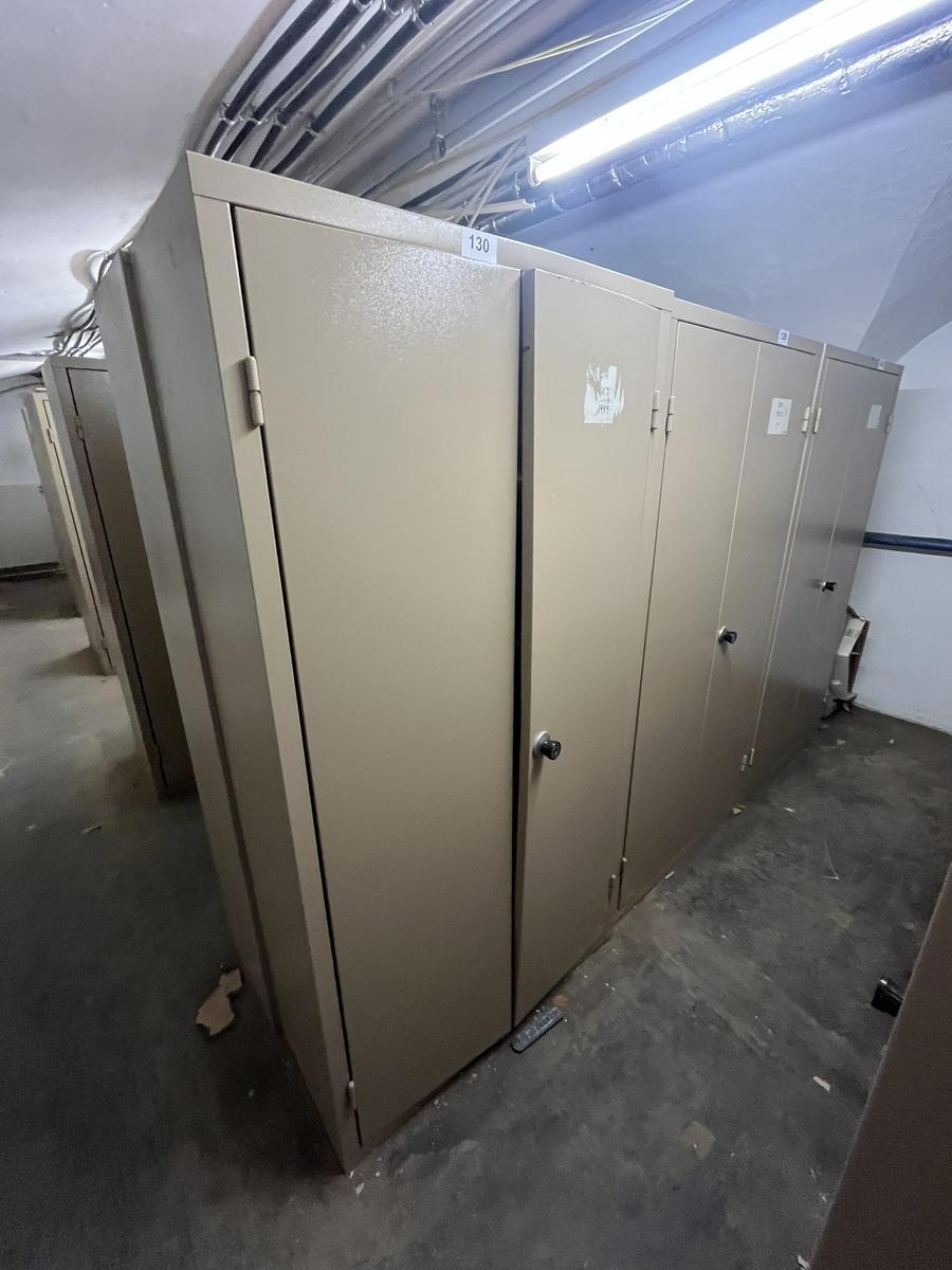 Metallschrank mit Doppelt&uuml;re, Breite 95cm, H&ouml;he 185cm, Tiefe 40cm?d=2026-03-09 21:30:09