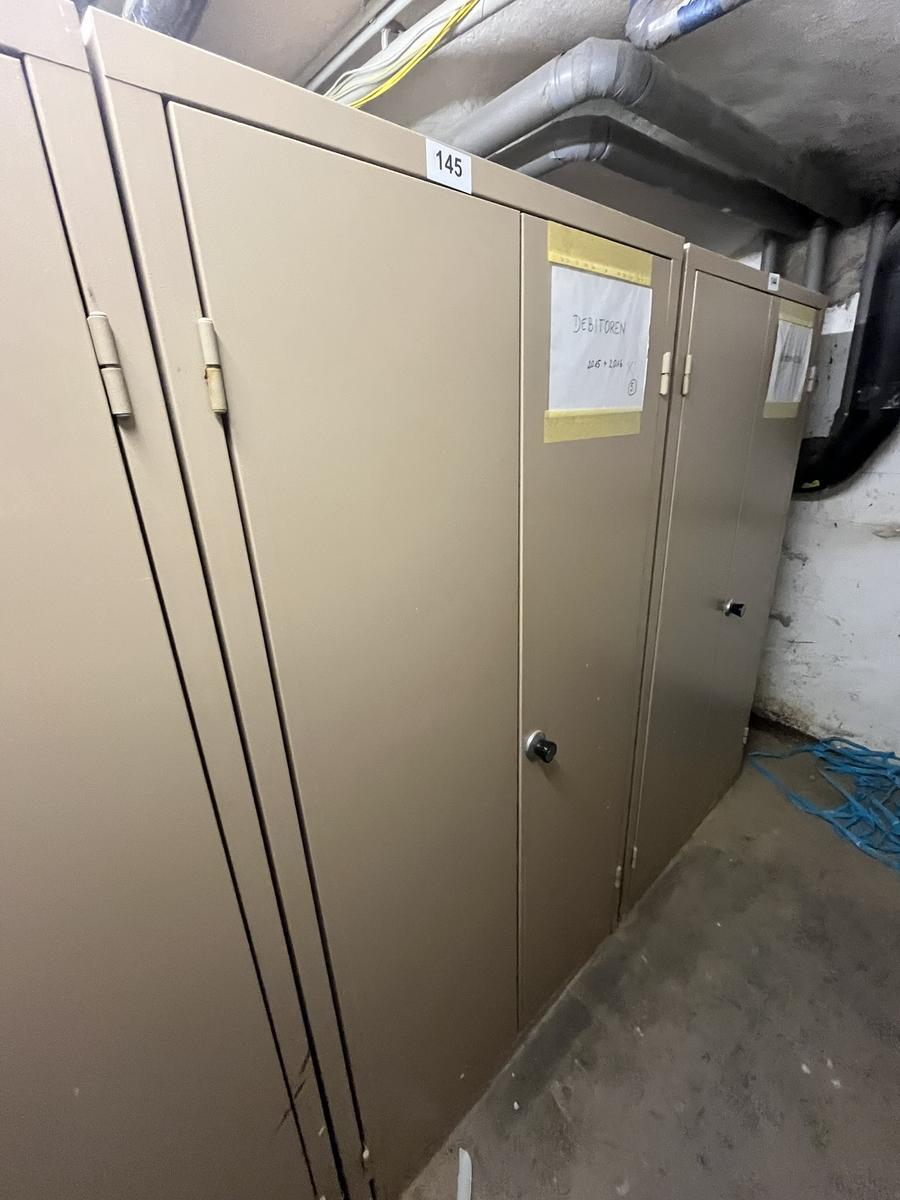 Metallschrank mit Doppelt&uuml;re, Breite 95cm, H&ouml;he 185cm, Tiefe 40cm?d=2026-03-09 21:30:03