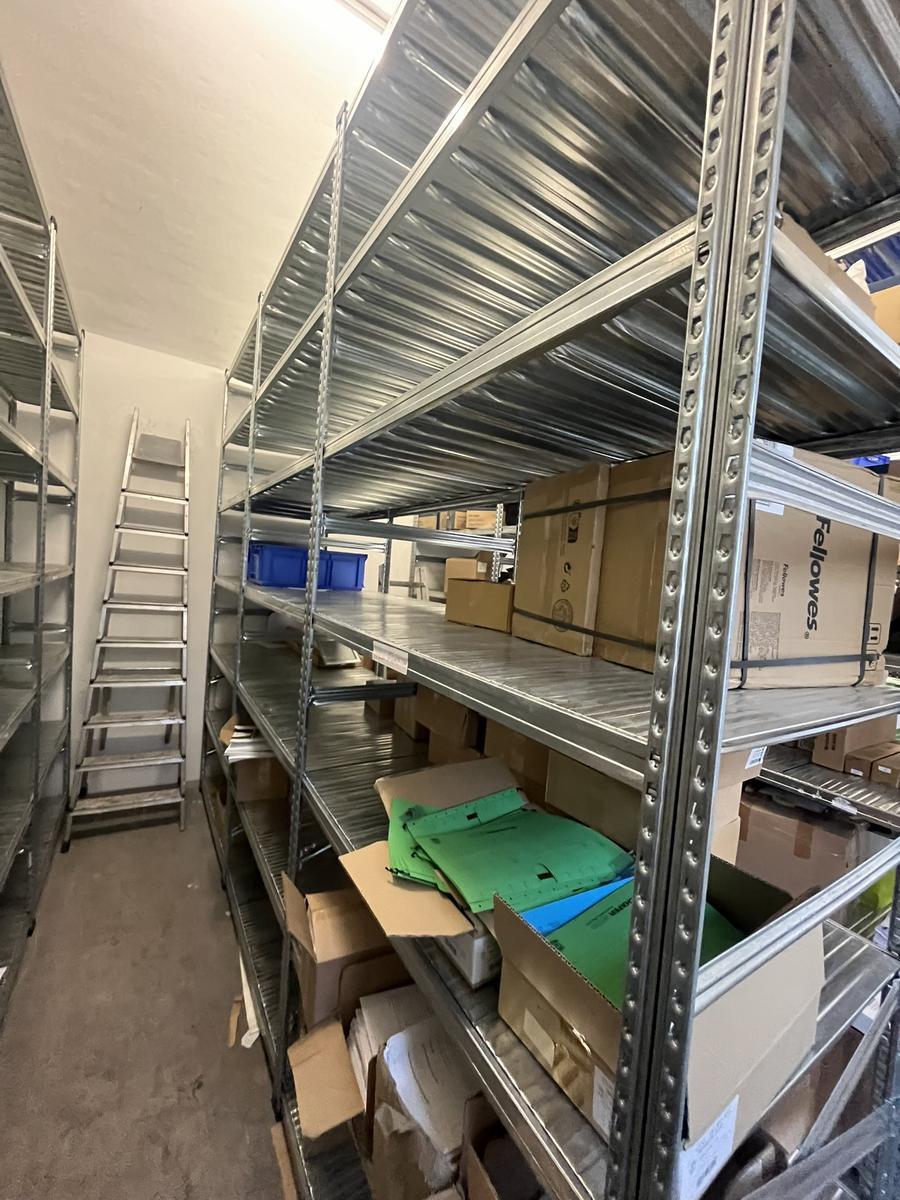 9.6 Laufmeter Steckregalanlage, 80cm tief, 300cm hoch, Fabr. Interprojekt, Fachbodenlast ca. 200kg?d=2026-03-09 21:32:02