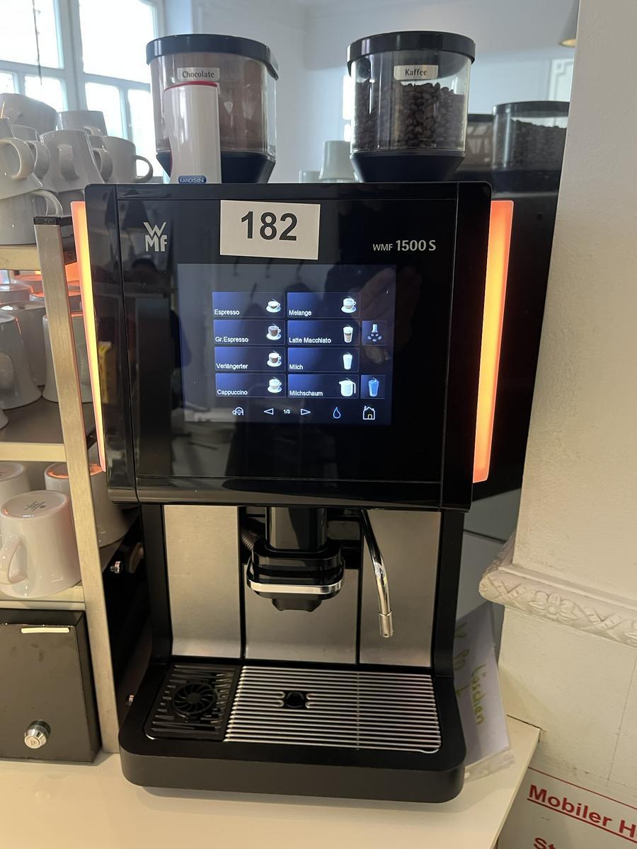 WMF Kaffeevollautomat 1500 S, ca. 40x60x70cm, inkl. Milchk&uuml;hler und Tassenw&auml;rmer 30x60x55cm