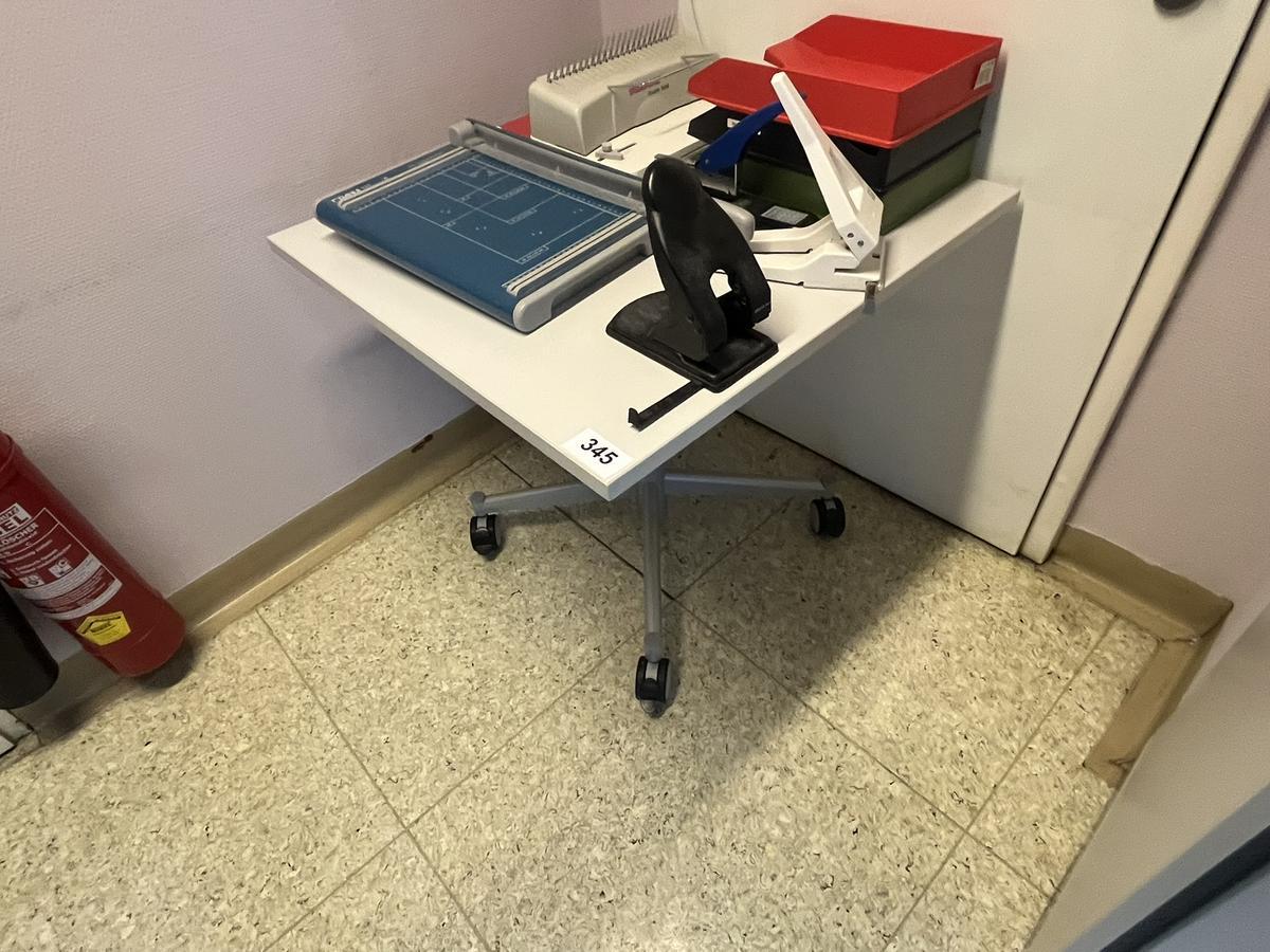 Beistelltisch 80/80 cm