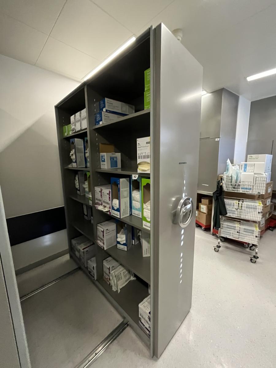 Kiefer Edestahlregal, 185x60x245cm, rollbar?d=2026-03-09 20:04:54