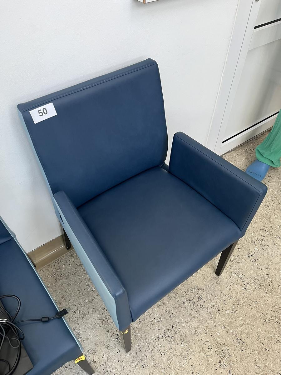 12 Stk. Besucherst&uuml;hle?d=2026-03-09 20:03:48