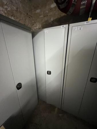 Metallschrank mit Doppelt�re, Breite 80cm, H�he 195cm, Tiefe 40cm