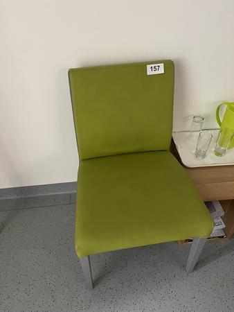 7 St. Besucherst�hle, mit und ohne Armlehnen