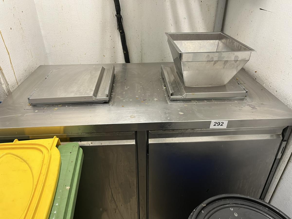 M&uuml;llk&uuml;hler steckerfertig ca. 130/75/105 cm?d=2026-03-09 21:30:05