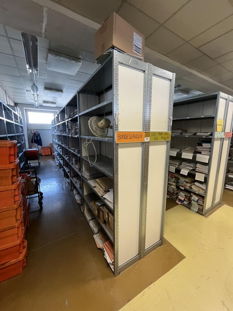 8.4 Laufmeter Doppelregale 40/40 breit, 225 cm hoch 6 Fachebene?d=2026-03-15 21:24:07