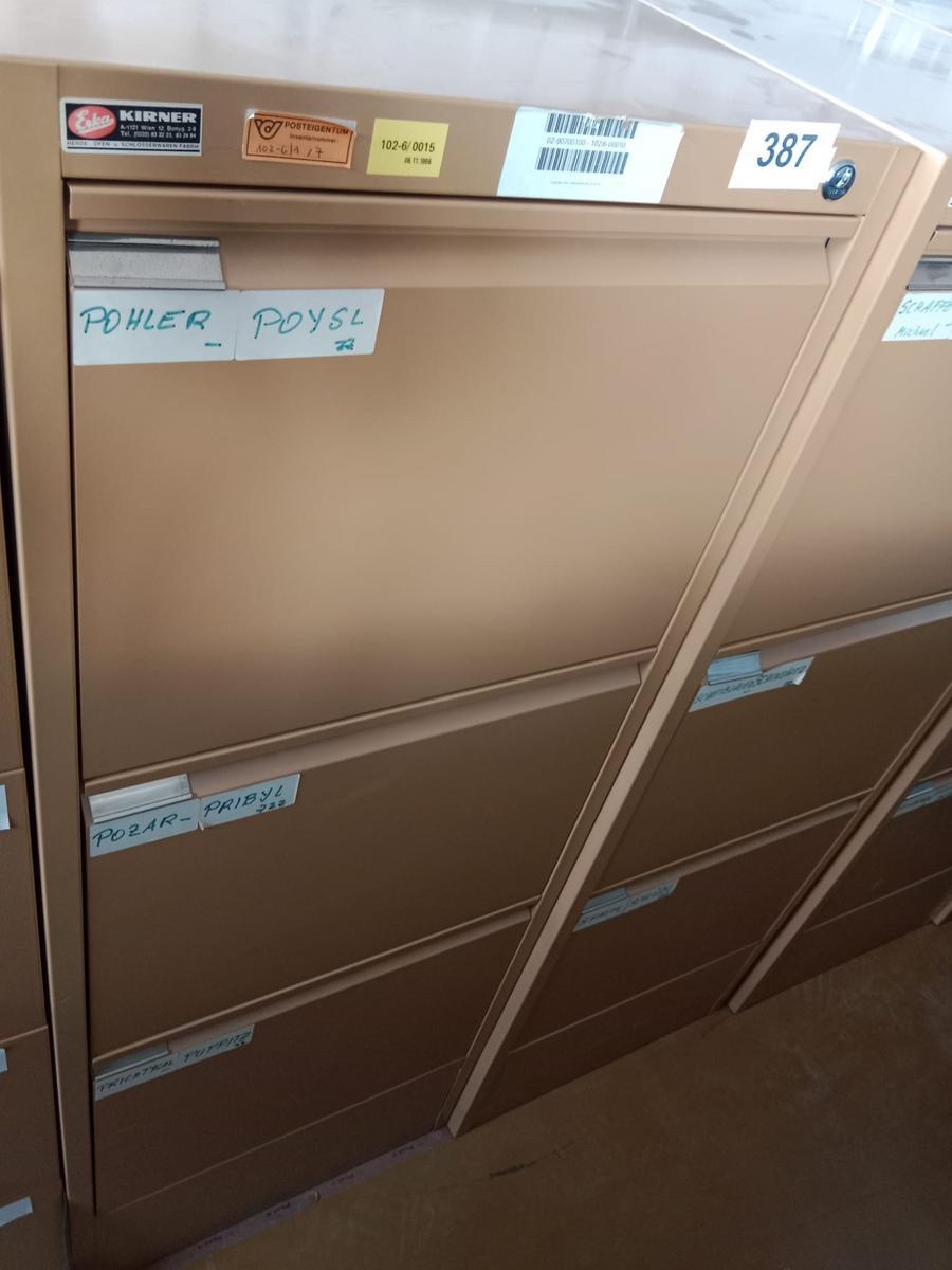 Blechschrank 52/65/140 cm?d=2026-03-17 18:19:59