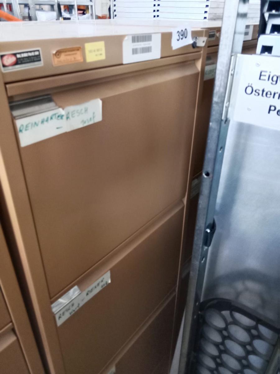 Blechschrank 52/65/140 cm?d=2026-03-17 13:14:34