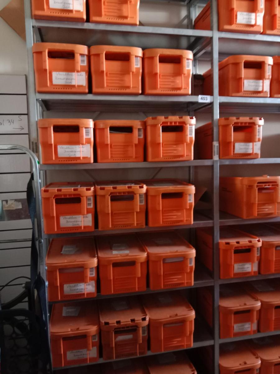 4 lfm Steckregale Type 2 :  40 / 260 cm mit 5 Fachebene