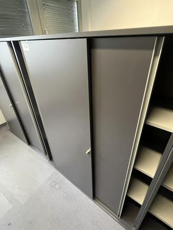 HALI Aktenschrank mit Schiebet�ren 120x150 cm 4 Ordnerh�hen